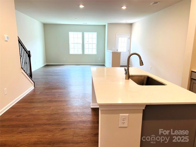 15753 Country House Street, Charlotte, NC 28273