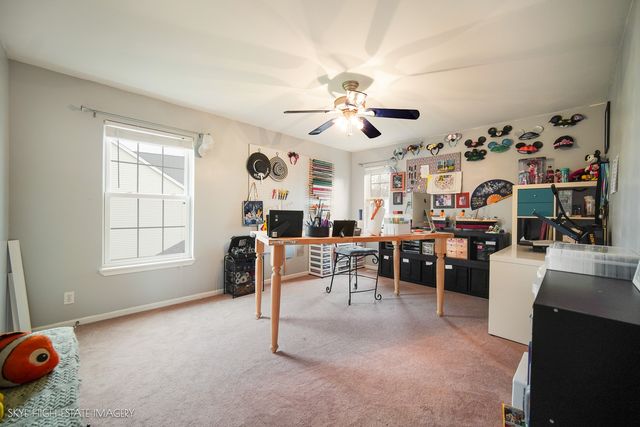 1286 Dorr Drive, Sugar Grove, IL 60554