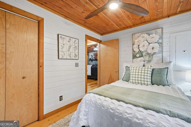 252 Granny Branch Drive, Blue Ridge, GA 30513