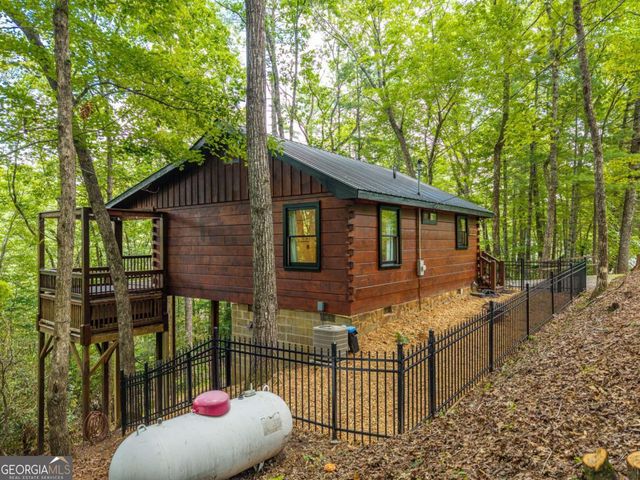 252 Granny Branch Drive, Blue Ridge, GA 30513