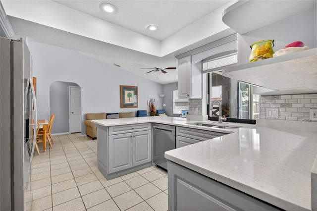 881 RIVIERA LANE NW, Port Charlotte, FL 33948