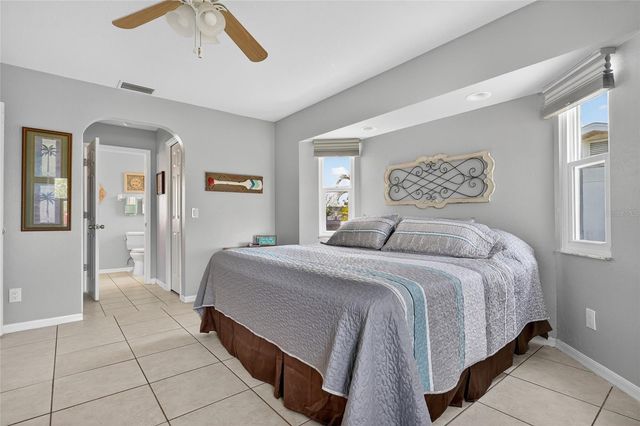 881 RIVIERA LANE NW, Port Charlotte, FL 33948