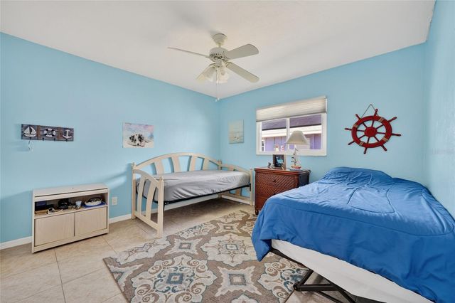 881 RIVIERA LANE NW, Port Charlotte, FL 33948