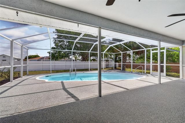 881 RIVIERA LANE NW, Port Charlotte, FL 33948