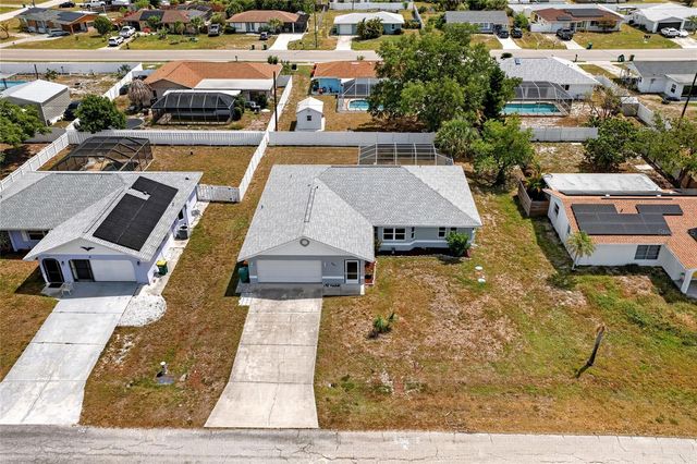 881 RIVIERA LANE NW, Port Charlotte, FL 33948