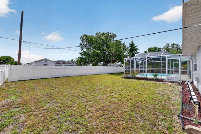 881 RIVIERA LANE NW, Port Charlotte, FL 33948