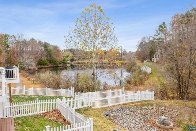 1946 LOIS LN, Charlottesville, VA 22911