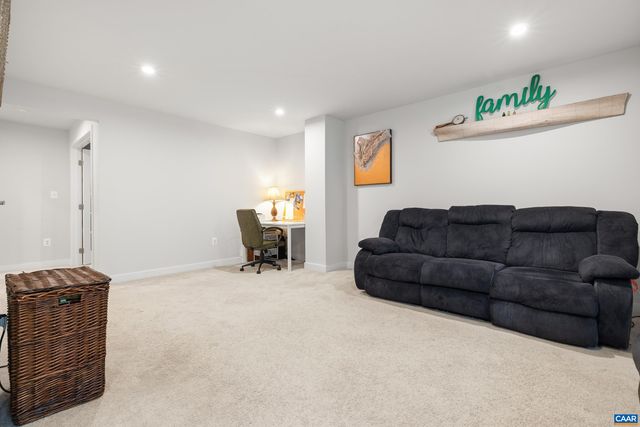 1946 LOIS LN, Charlottesville, VA 22911