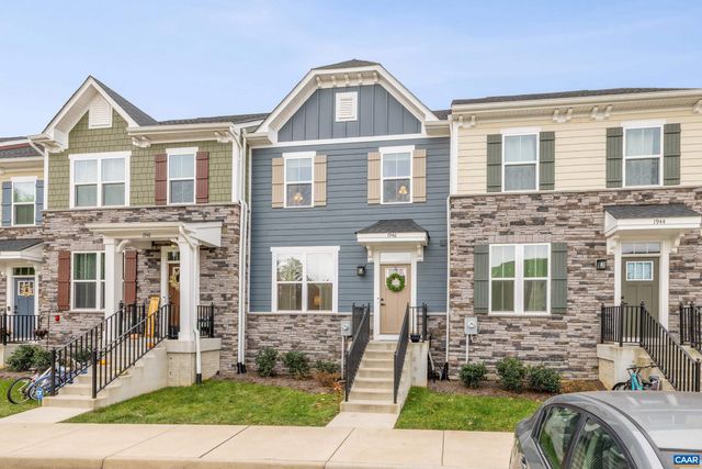 1946 LOIS LN, Charlottesville, VA 22911