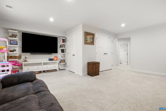 1946 LOIS LN, Charlottesville, VA 22911