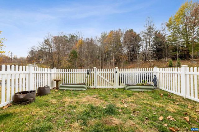 1946 LOIS LN, Charlottesville, VA 22911