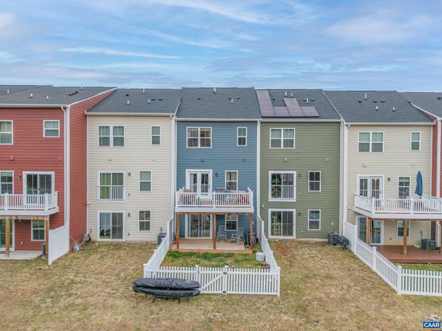 1946 LOIS LN, Charlottesville, VA 22911