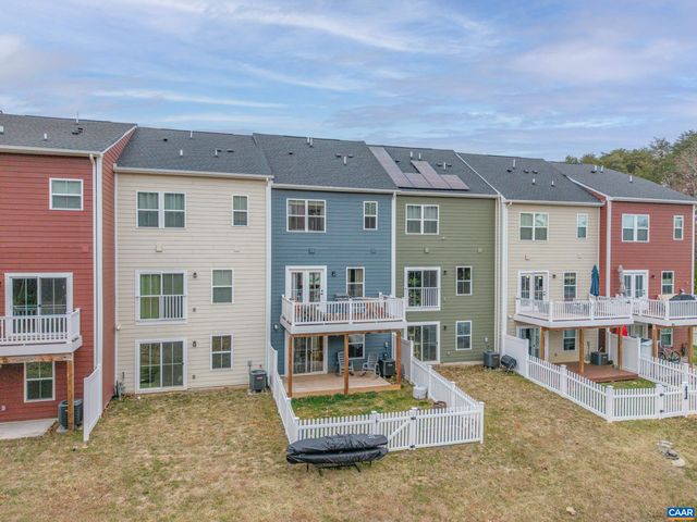 1946 LOIS LN, Charlottesville, VA 22911