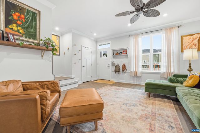 1946 LOIS LN, Charlottesville, VA 22911