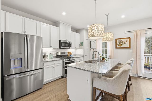 1946 LOIS LN, Charlottesville, VA 22911