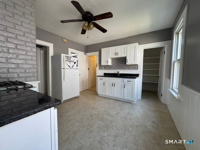 99 Westfield Avenue 1, Ansonia, CT 06401