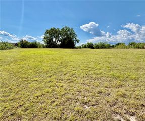 12 Monarch Drive, Denison, TX 75020