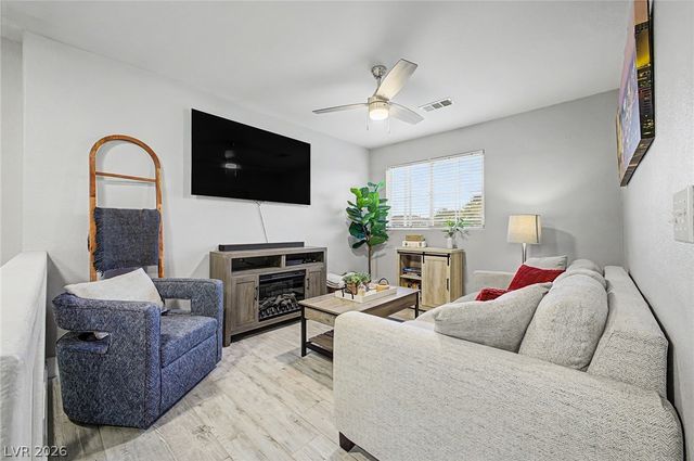 10147 Cupids Dart Street, Las Vegas, NV 89183