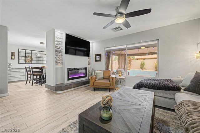 10147 Cupids Dart Street, Las Vegas, NV 89183