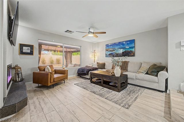 10147 Cupids Dart Street, Las Vegas, NV 89183
