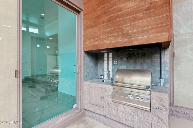 9267 E Diamond Rim Drive, Scottsdale, AZ 85255