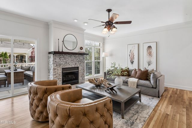 131 Olde Towne Drive, Jonesborough, TN 37659