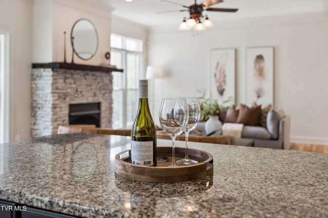 131 Olde Towne Drive, Jonesborough, TN 37659