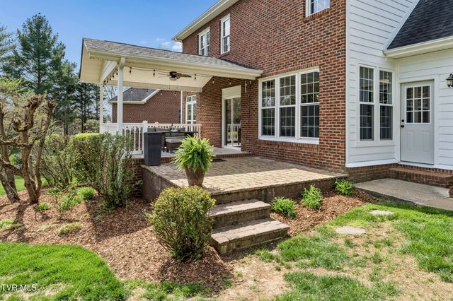 131 Olde Towne Drive, Jonesborough, TN 37659