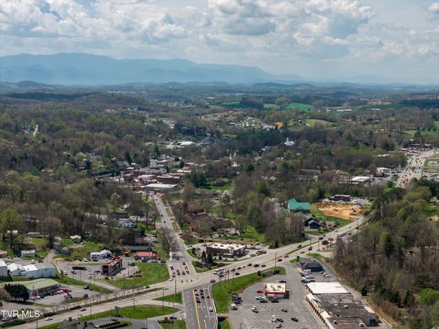 131 Olde Towne Drive, Jonesborough, TN 37659