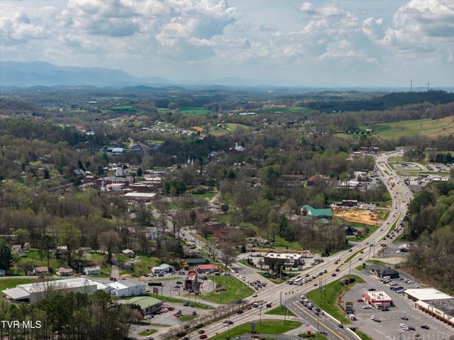131 Olde Towne Drive, Jonesborough, TN 37659