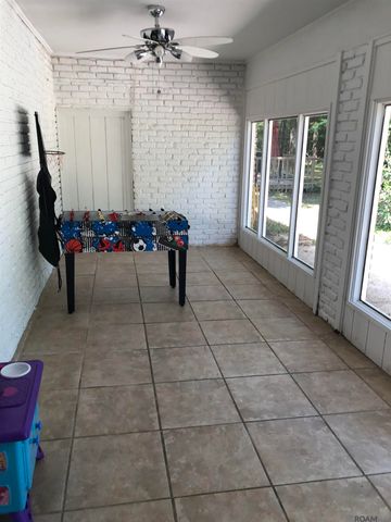 465 Donald Dr, Denham Springs, LA 70726