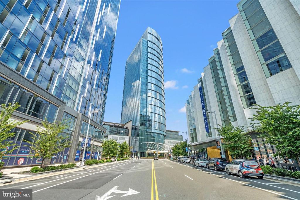1571 SPRING GATE DR #6213, Mclean, VA 22102