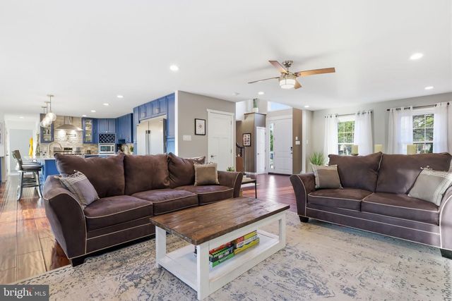 557 SCATTERGOOD CT, Yardley, PA 19067
