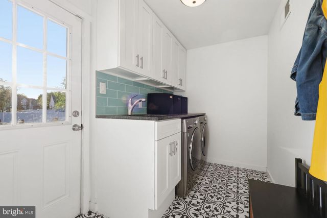 557 SCATTERGOOD CT, Yardley, PA 19067