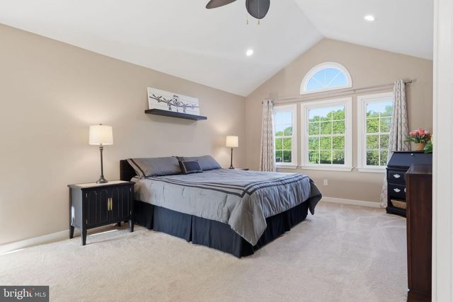 557 SCATTERGOOD CT, Yardley, PA 19067