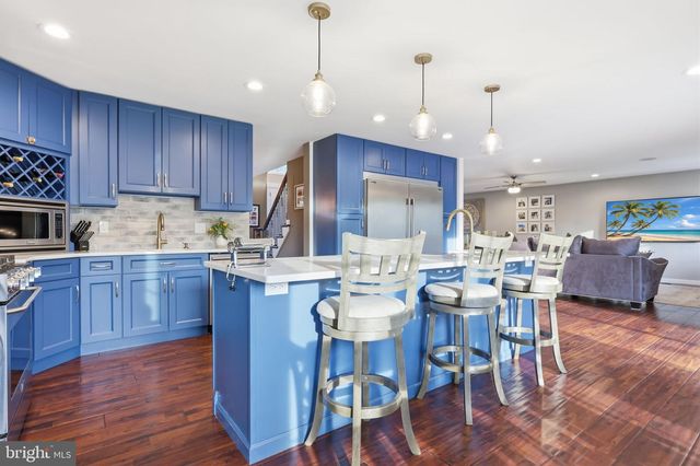 557 SCATTERGOOD CT, Yardley, PA 19067