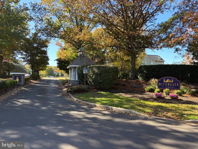 557 SCATTERGOOD CT, Yardley, PA 19067