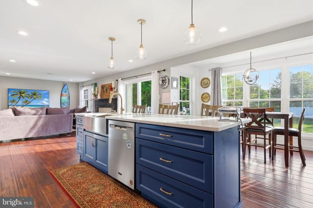 557 SCATTERGOOD CT, Yardley, PA 19067