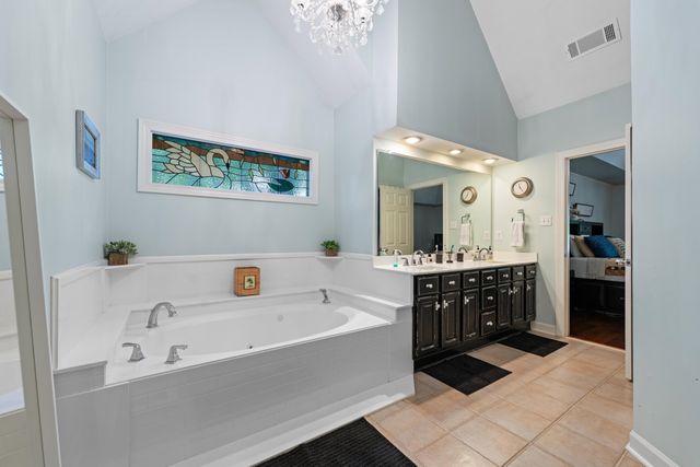 8365 CEDAR BEND CV, Memphis, TN 38018