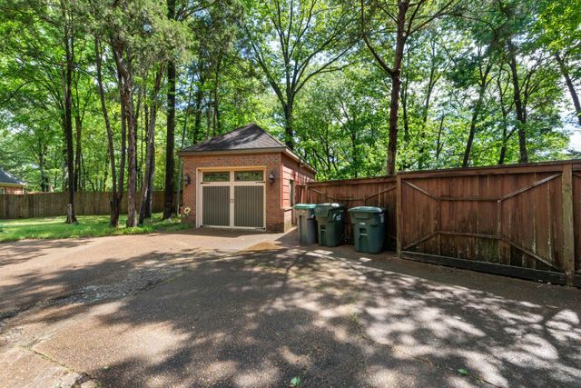 8365 CEDAR BEND CV, Memphis, TN 38018