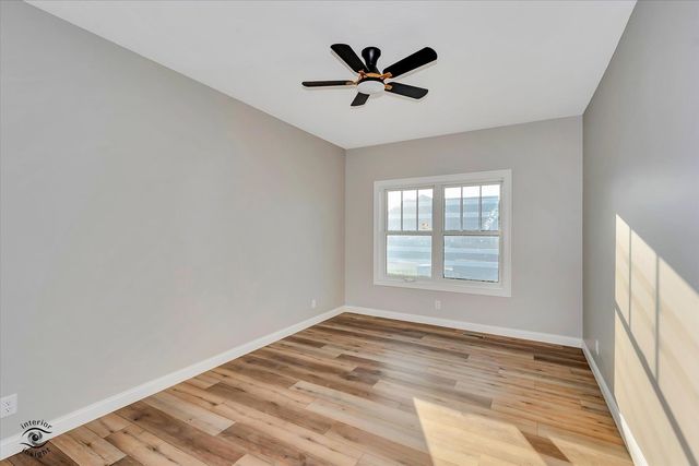 1165 S Farmstone Drive, Diamond, IL 60416