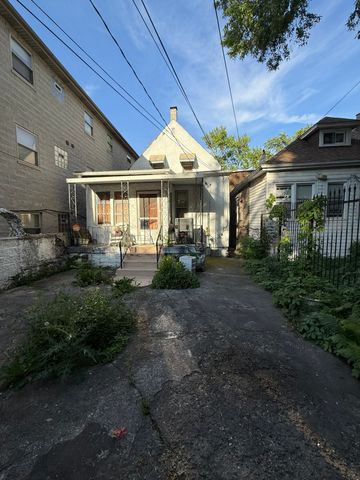 6348 S Rhodes Avenue, Chicago, IL 60637