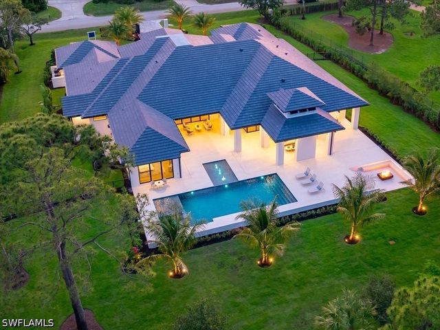 500 Ridge DR, Naples, FL 34108