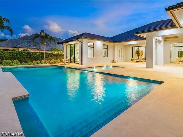 500 Ridge DR, Naples, FL 34108