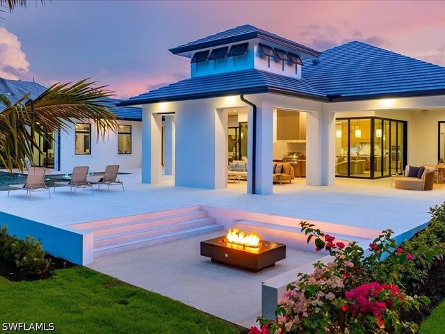500 Ridge DR, Naples, FL 34108