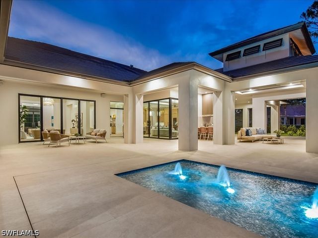 500 Ridge DR, Naples, FL 34108
