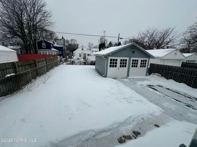 3651 Leybourn Avenue, Toledo, OH 43612