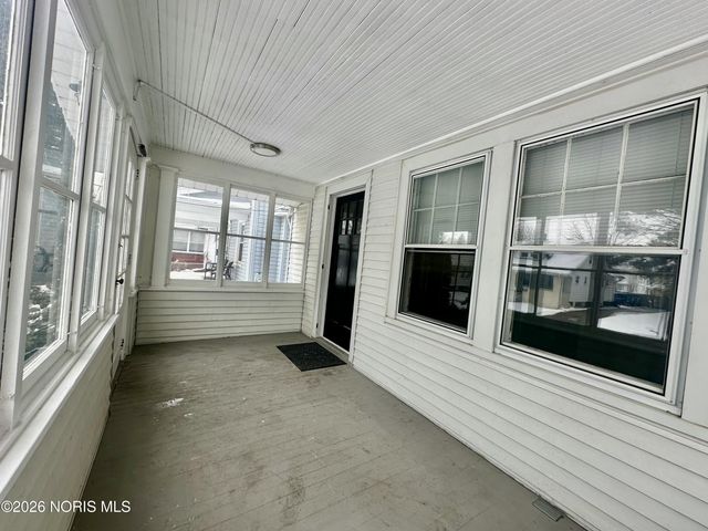 3651 Leybourn Avenue, Toledo, OH 43612