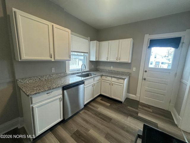 3651 Leybourn Avenue, Toledo, OH 43612