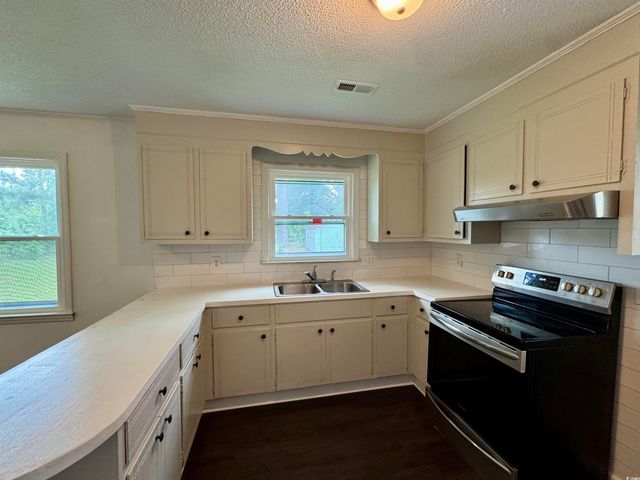 109 S Maple Ave., Andrews, SC 29510